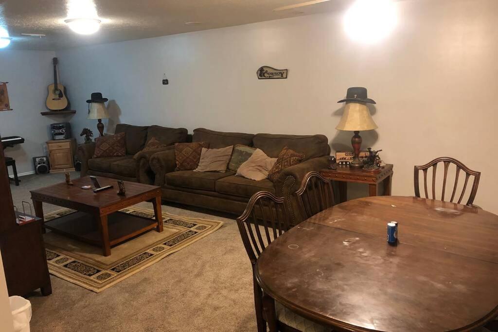 South Weber Beautiful Secluded 2 Bedrooms 1 Bathroom Apartment מראה חיצוני תמונה