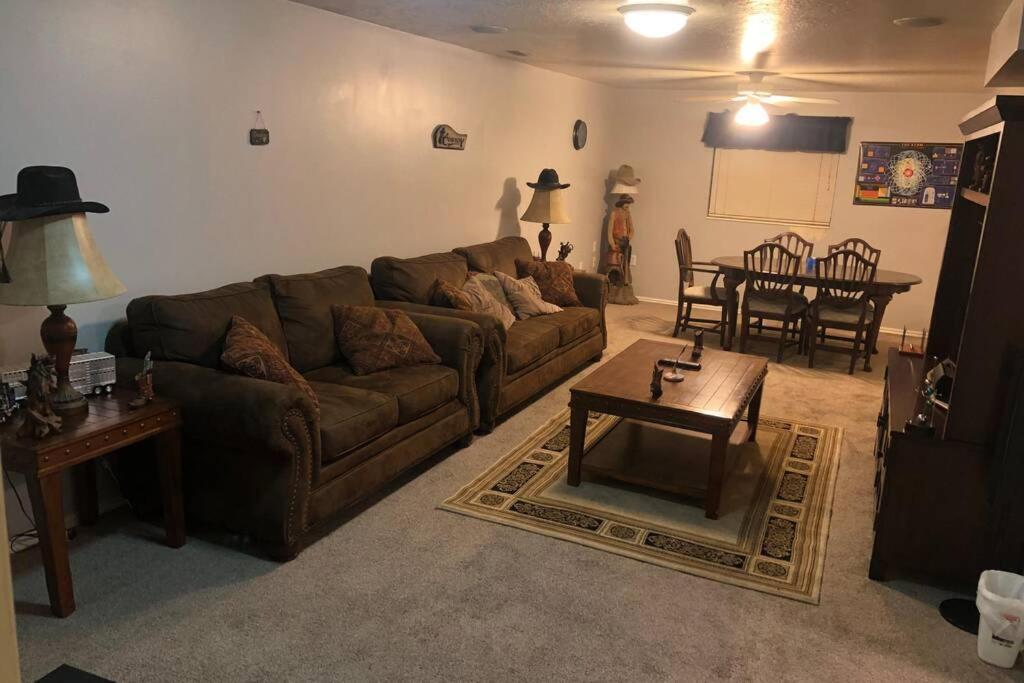 South Weber Beautiful Secluded 2 Bedrooms 1 Bathroom Apartment מראה חיצוני תמונה